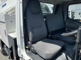 車内シート目立つ破れなし!