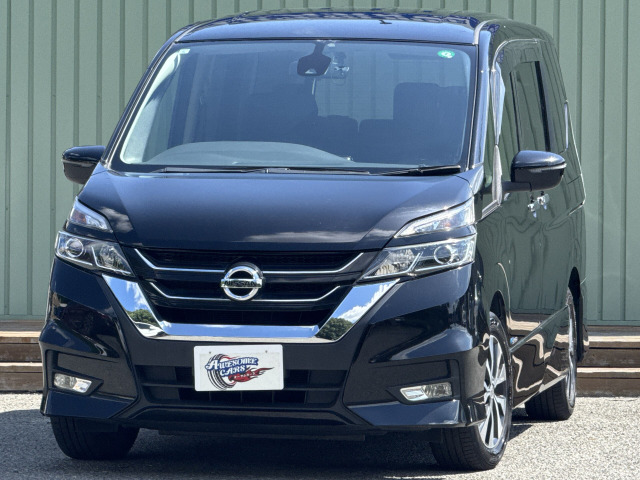 セレナ 2.0 ハイウェイスター 禁煙車/ALPINE9インチナビ