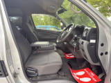 買ったばかりの愛車、ずっときれいにしていたいですよね!ご購入いただいたお車を綺麗な状態に保てるよう、コーティングなどのオプションもご用意しております。詳しくは店舗までお問い合わせください♪