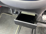 灰皿を使用した形跡がなく、禁煙車とみています