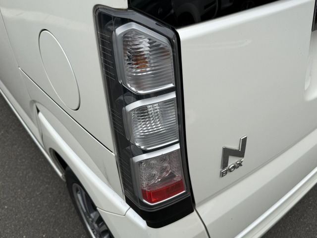 ホンダ N-BOX G Lパッケージ の中古車詳細 (131,101km, プレミアム