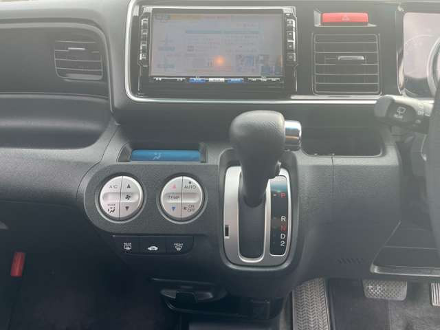 ホンダ ライフ ディーバ スマートスペシャル 車検整備付 ナビ Bカメラ