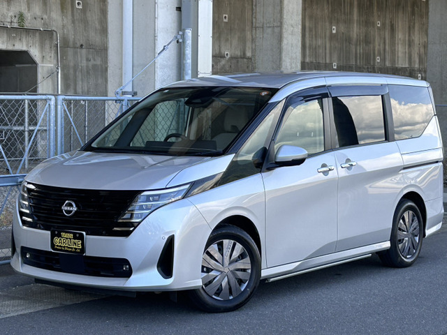 セレナ 1.4 e-POWER XV ステップタイプ 