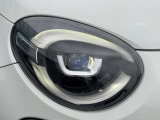 LEDヘッドライトはデザイン性だけではなく夜間の安全性に非常に効果を発揮します!