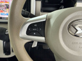 自社に認証工場があるため、納車後の車検やオイル交換、タイヤ交換もそのままお任せいただけます。他店で購入されたお車の整備や、ユーザー車検前のテスター調整も適正価格で承ります。