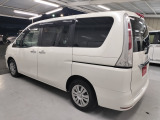 【全国納車OK】 現車をご覧になれないお客様でも、安心してお車をご購入いただける環境を整えております。 色々な角度から撮影したたくさんの画像など豊富な資料送りいたしております。