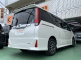 人気のノアSI!入庫しました!SDなび!フルセグTV!両側電動スライドドア!ETC!バックカメラ!ドラレコ前!フリップダウン!Bluetooth!電動格納ミラー!是非この機会に!