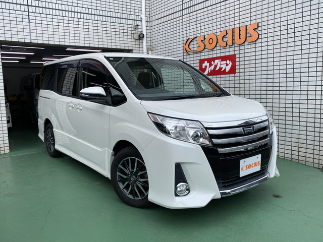 ノア 2.0 Si 8人乗/後席モニター/Bluetooth