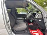 買ったばかりの愛車、ずっときれいにしていたいですよね!ご購入いただいたお車を綺麗な状態に保てるよう、コーティングなどのオプションもご用意しております。詳しくは店舗までお問い合わせください♪