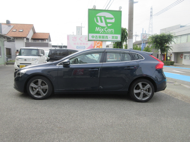 ボルボ V40 T4 SE 装備充実 ナビ Bカメラ の中古車詳細 (45,824km