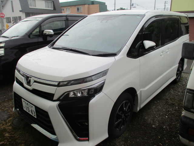 ヴォクシー 2.0 ZS 4WD