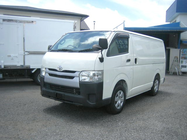 トヨタ ハイエースバン 