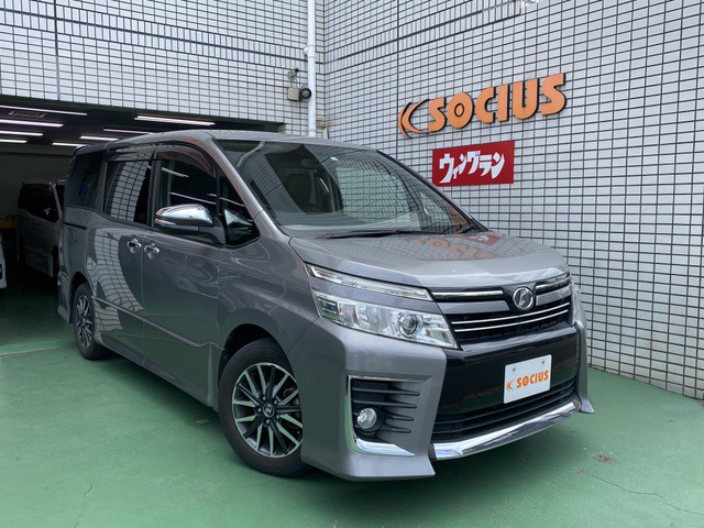 トヨタ ヴォクシー 