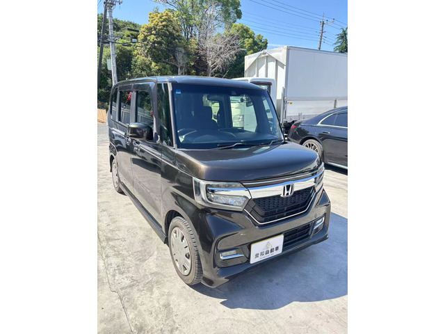 ホンダ N-BOXカスタム 