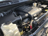 5700cc V8 I-Forceエンジンは、タンドラのほかSUVの「セコイア」にも搭載され、100万マイル(160万km)走破した記録も達成、信頼性の高いエンジンとされています。