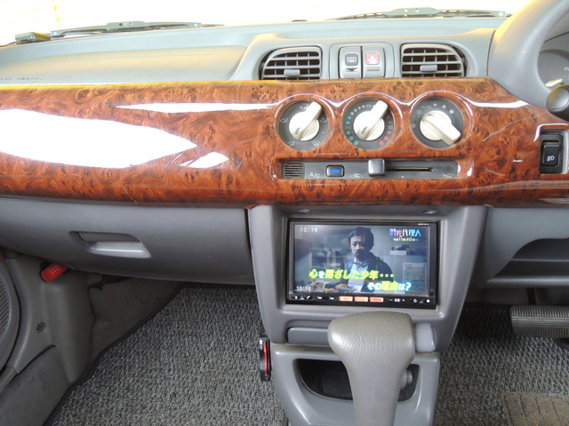 日産 マーチBOX 1.3 BOX コペルボニート仕様・SDナビ・TV・CD の中古車
