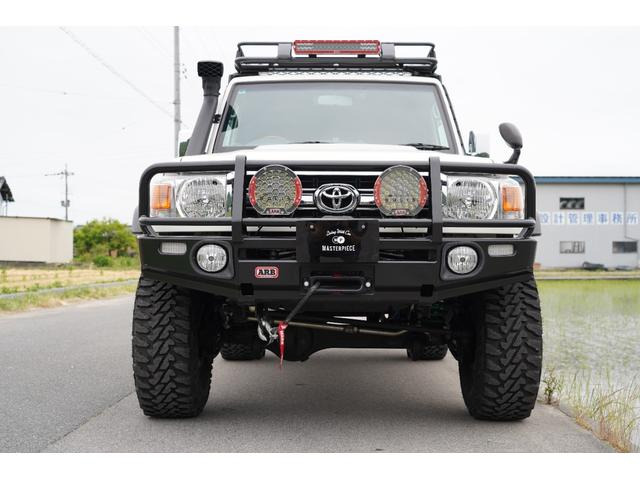 トヨタ ランドクルーザー70 4.0 4WD バン ARBバンパー、ルーフラック