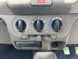 中古車となりますので、在庫車輛につきましては、基本的にご来店頂き現車確認をお願い致します。ご遠方等でご来店が厳しい場合には、オンライン商談(ビデオ通話)も可能です!