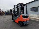 トヨタL&F エンジンフォークリフト 19131
