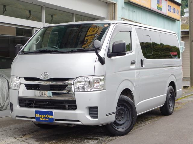 トヨタ ハイエースバン 