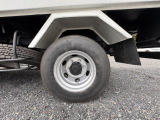 左側後方タイヤ:山あります!★★現車確認いただけます★★事前にご連絡いただけますとより円滑にご案内させていただきます。ご連絡お待ちしております♪ TEL0282-62-0202