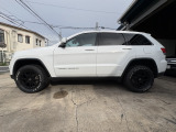 グランドチェロキー ラレード 4WD 2.5㌅リフトアップ/タイヤ4本新品