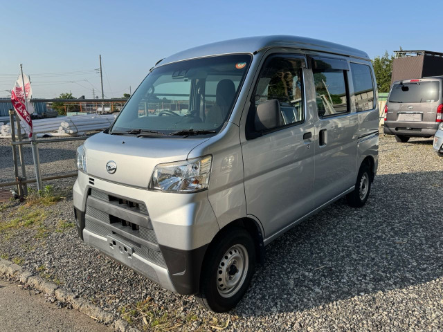 ダイハツ ハイゼットカーゴ 