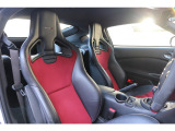 ☆NISMO専用RECAROシート!赤と黒でおしゃれに決めたバケットシート!座り心地よく長時間でも意外に疲れにくい!
