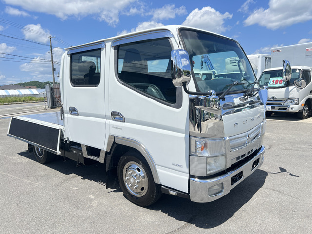三菱ふそう キャンター H29年式 ダブルキャブ リアエアコン付き 車検満タン 三菱ふそう キャンター 2tダブルキャブ 準中型 リアヒーター の中古車