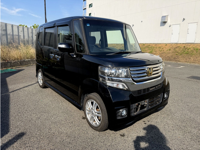 ホンダ N-BOXカスタム 
