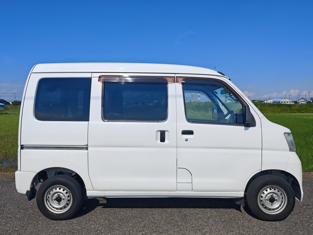 ダイハツ ハイゼットカーゴ 車検1年付・CNG/5万キロ無修復歴 の中古車