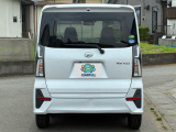 スタッフ全員、車好き&お客様思いのメンバーです!♪