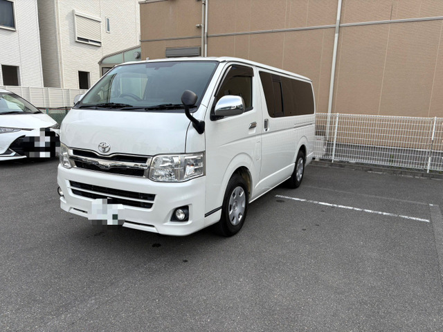 トヨタ ハイエースバン 