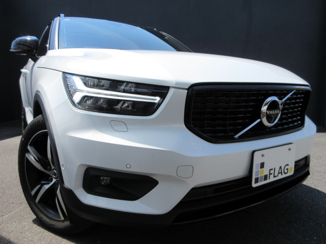XC40 B4 AWD Rデザイン 4WD ワンオーナー パノラマガラスサンルーフ