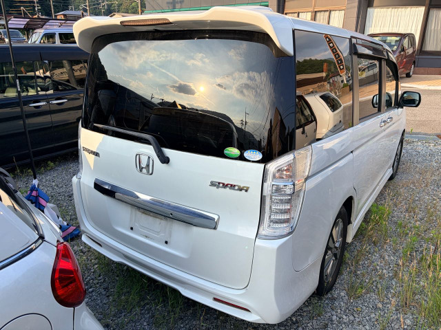 ホンダ ステップワゴン 2.0 スパーダ Z インターナビ セレクション 7人