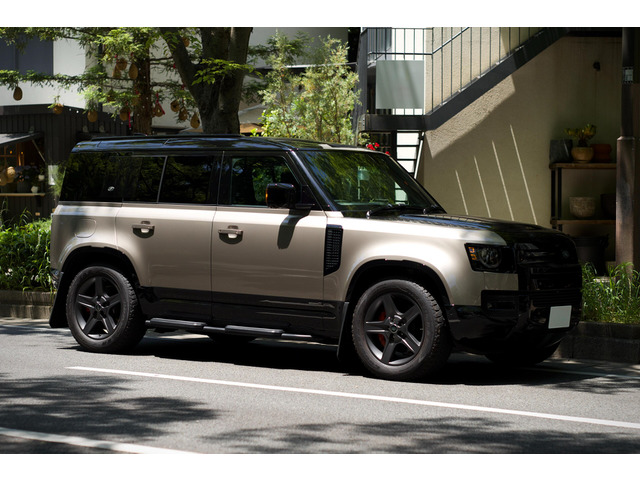 ディフェンダー 110 X 3.0L D300 ディーゼル 4WD パノラマサンルーフ