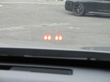 アイサイトアシストモニター!フロントガラスにLEDの光を投影して運転支援の作動状態を知らせます!