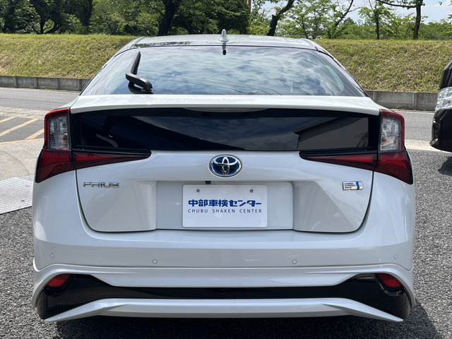 トヨタ プリウス 1.8 S ツーリングセレクション モデリスタエアロ の
