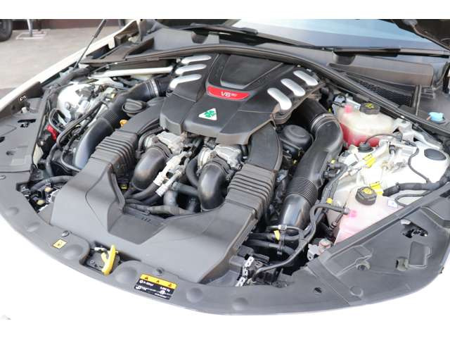 アルファロメオ ジュリア 2.9 V6 ビターボ クアドリフォリオ ユーザー