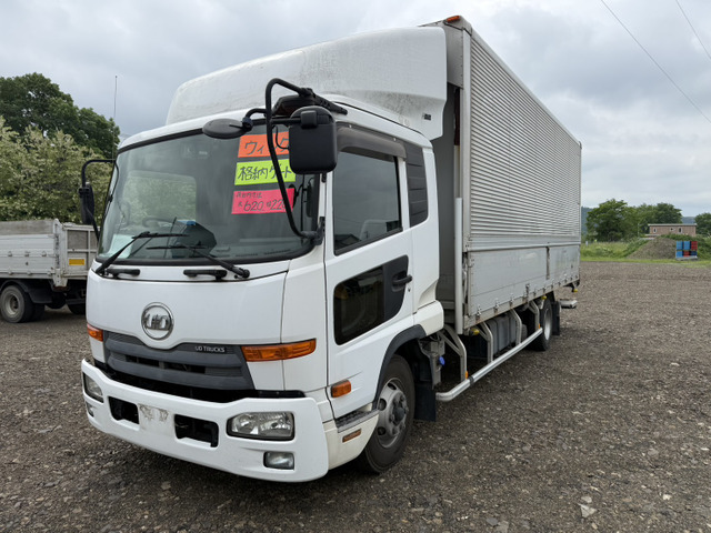 コンドル  フルハーフ製ウイング 格納ゲート