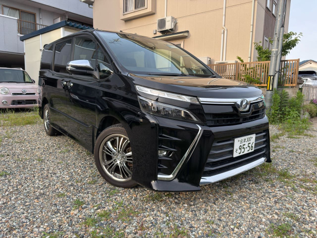トヨタ ヴォクシー 