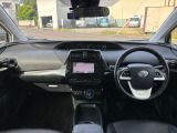 プリウス 1.8 S ツーリングセレクション 禁煙 モデリスタエアロ 純正ナビ TSS