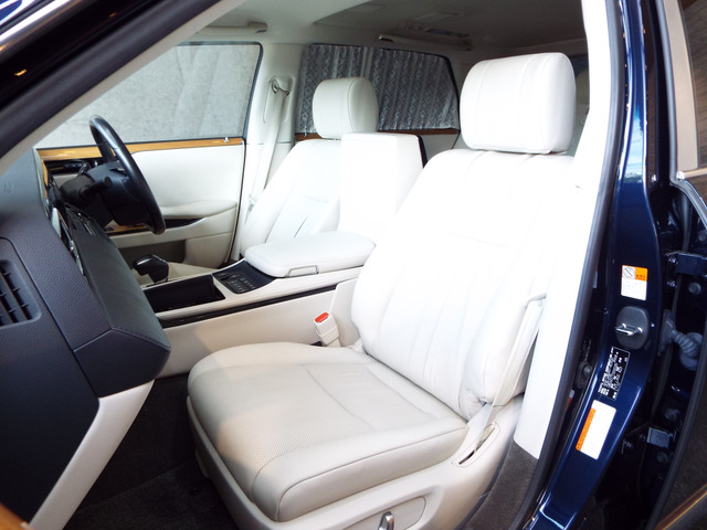 トヨタ センチュリー 5.0 の中古車詳細 (100,000km, ダークブルー 