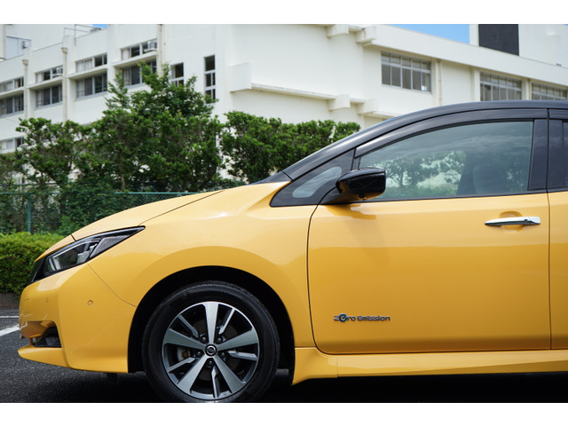 日産 リーフ X 満充電288(305km)セグメント12 の中古車詳細 (80,863km