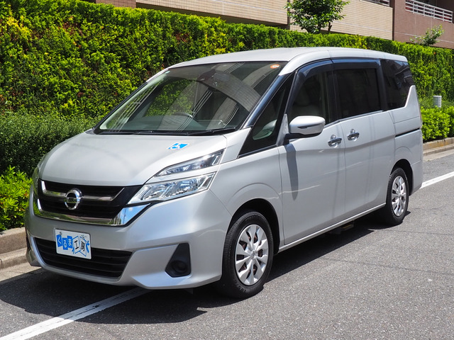 日産 セレナ 