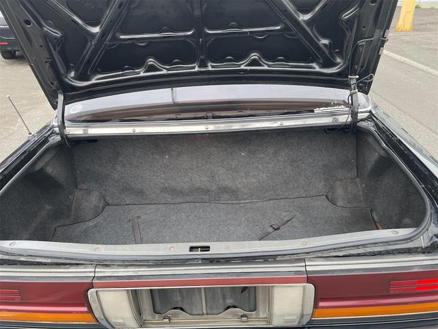 日産 セドリック 2.8 RD28クラシック SV ディーゼル Y31前期 の中古車