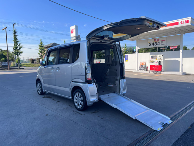 N-BOX+G Lパッケージ 車いす仕様車スローパー電動ウインチ/2年車検/ナビ