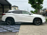 【ガラスコーティング】 当社では【ボディーガラスコーティング】も施工可能です!お車の艶が出て汚れにくく、お手入れも楽ちんです!お気軽にスタッフまでお尋ね下さい!