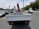 後面:荷台内寸長さ:3600㎜ 幅:1780㎜です‼荷台に目立つ凹凸や傷無しです。安心の車検1年付けてのお渡し☆走行距離わずか8万㎞台、ラジコン付フックインクレーン‼ハイルーフ‼