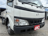 4000cc 2t 2トン 平ボディ 4WD 走行76000K アオリカバー付 3人乗り 内外装仕上げ済み 積載2000Kg 5速 5MT 3ペダル